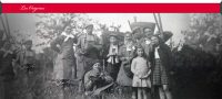 photo de 11 vendangeurs dans les vignes en Alsace